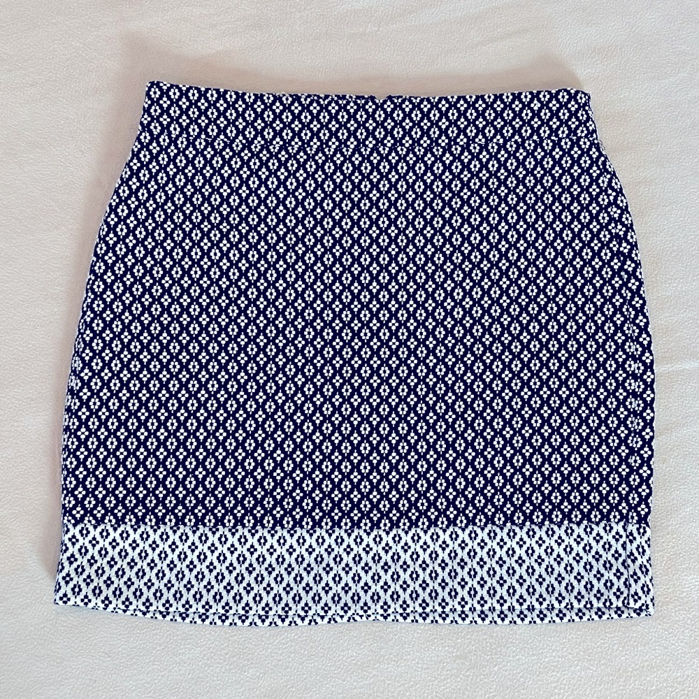 Ann Taylor loft skirt, size 4